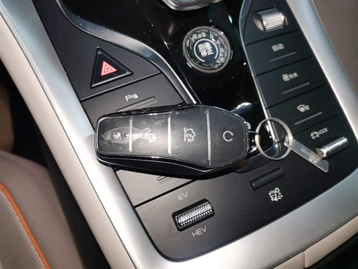 Фото 9 - BYD Song Pro Hybrid