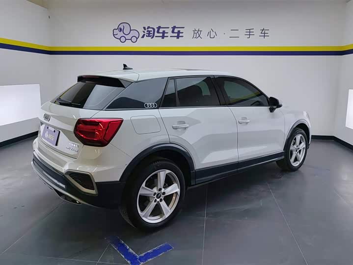 Фото 3 - Audi Q2L