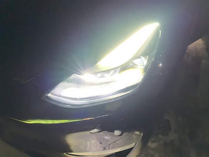 Фото 5 - Tesla Model Y