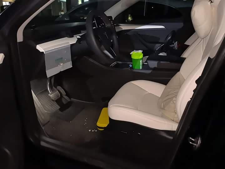 Фото 9 - Tesla Model Y