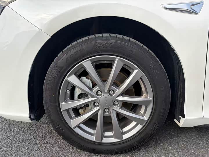 Фото 3 - GAC Aion S