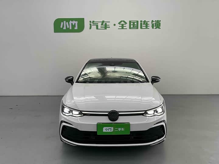 Фото 2 - Volkswagen Golf