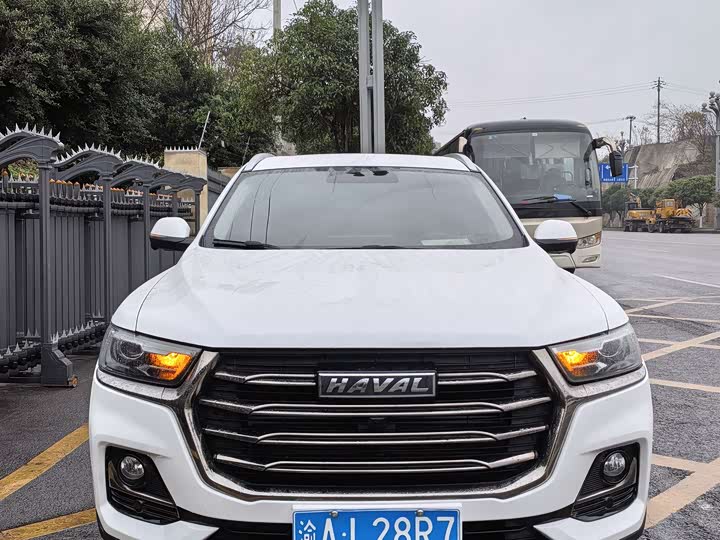 Фото 2 - Haval H6
