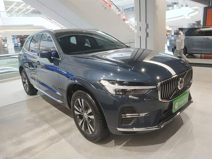 Фото 4 - Volvo XC60