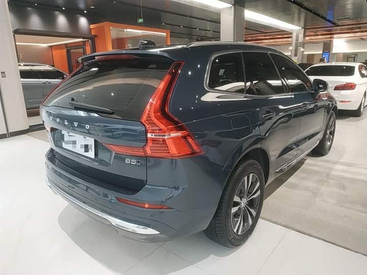 Фото 7 - Volvo XC60