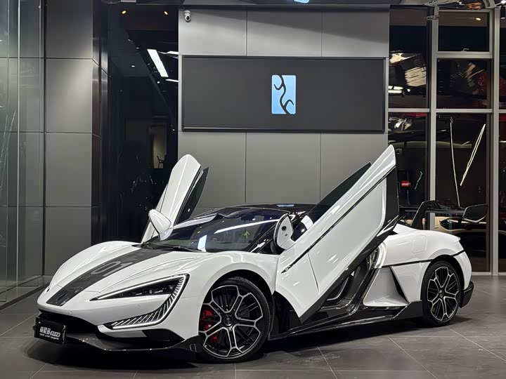 Фото 1 - BYD Yangwang U9