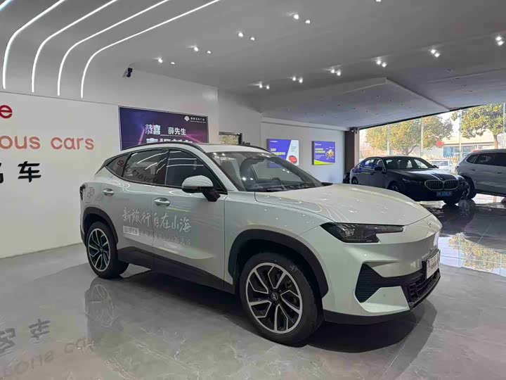 Фото 3 - Jetour Shanhai L6