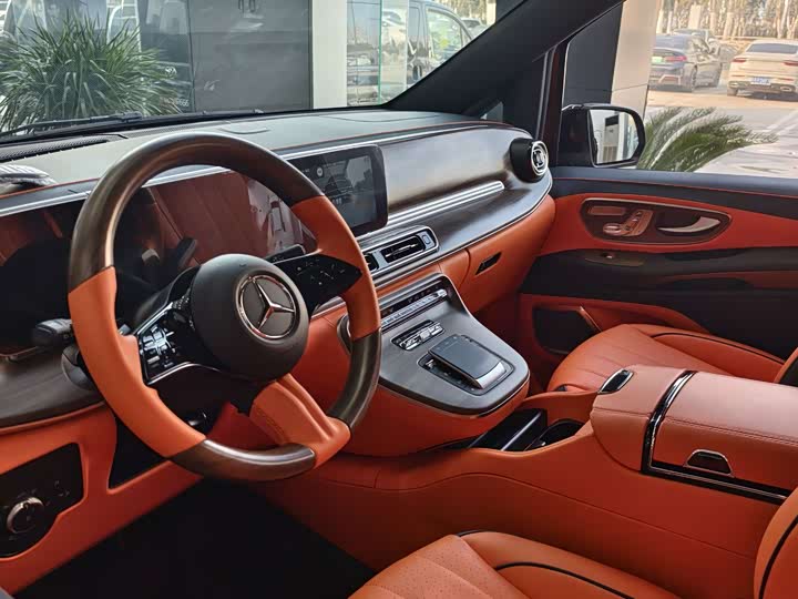 Фото 2 - Mercedes-Benz Vito