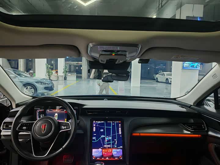 Фото 6 - Hongqi H5