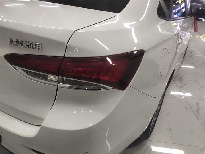 Фото 8 - Buick Excelle GT