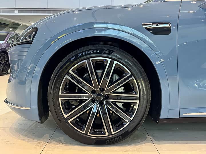 Фото 6 - Luxeed R7