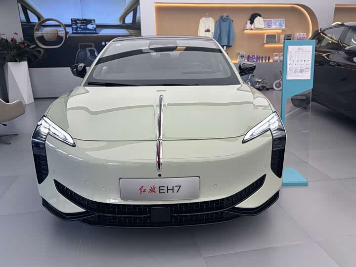 Фото 2 - Hongqi EH7