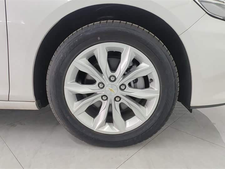 Фото 6 - Chevrolet Malibu XL