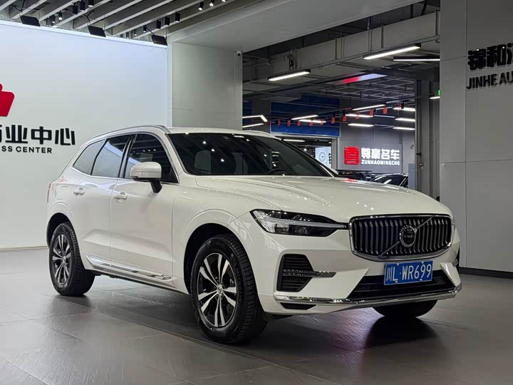 Фото 3 - Volvo XC60