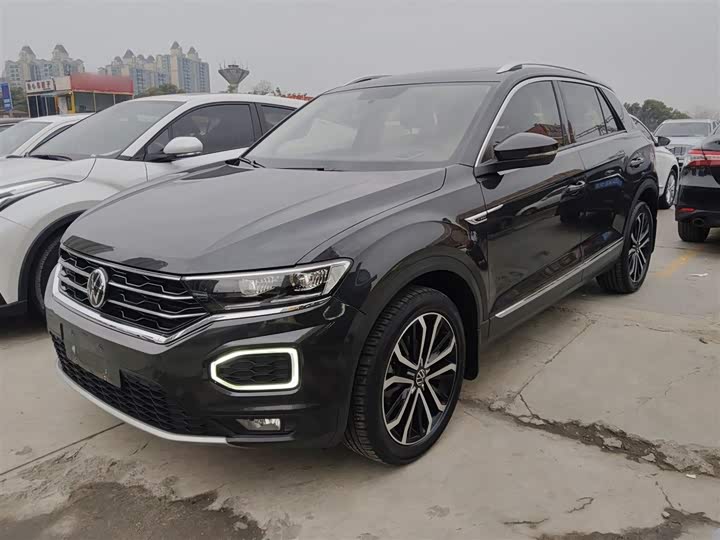 Фото 1 - Volkswagen T-Roc