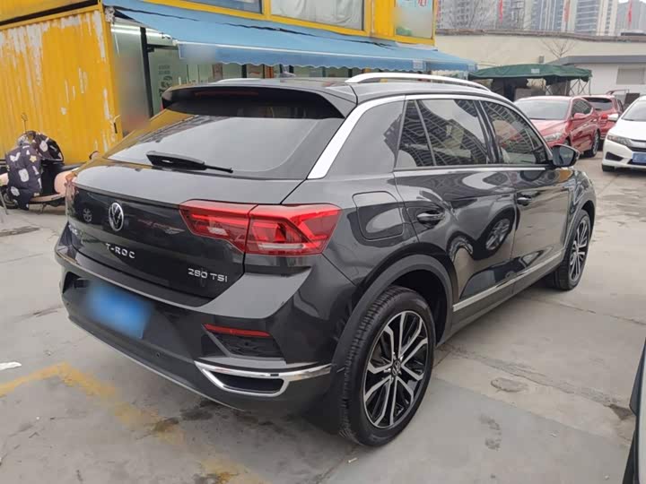 Фото 7 - Volkswagen T-Roc