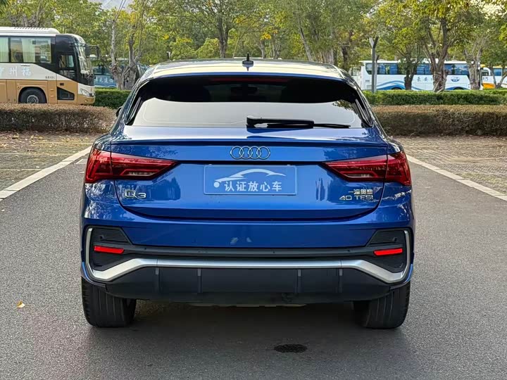 Фото 9 - Audi Q3 Sportback