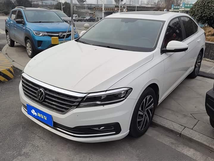 Фото 1 - Volkswagen Lavida