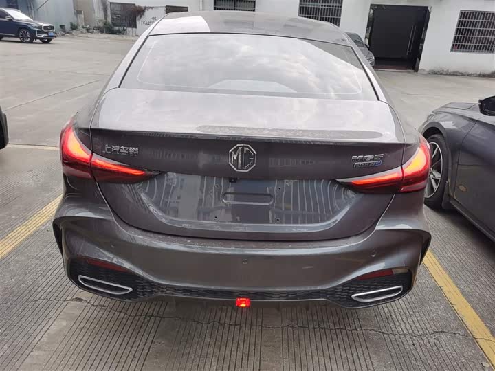 Фото 6 - MG Motor 5