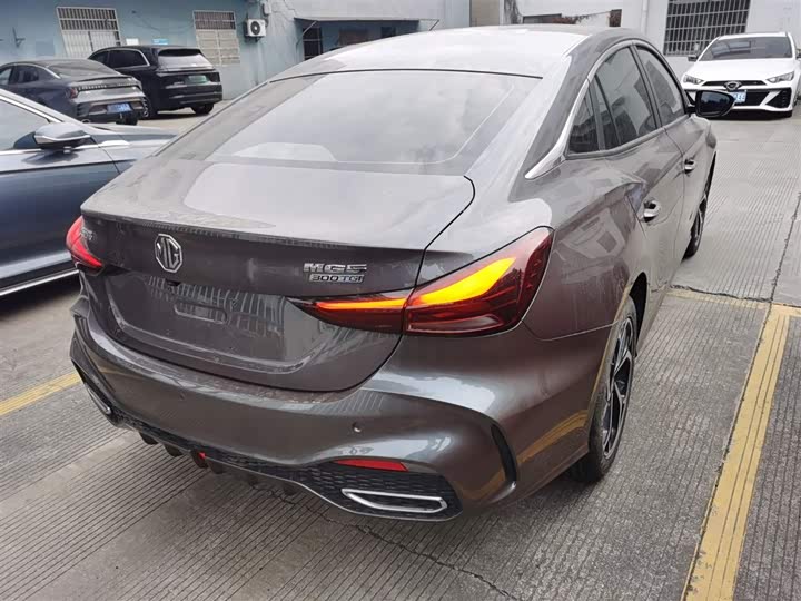 Фото 7 - MG Motor 5