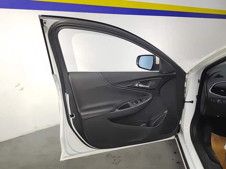 Фото 7 - Chevrolet Malibu XL