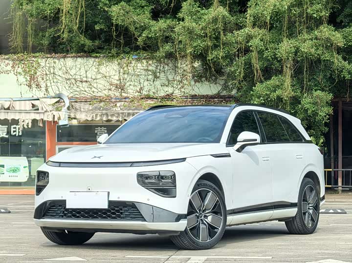 Фото 1 - XPeng G9