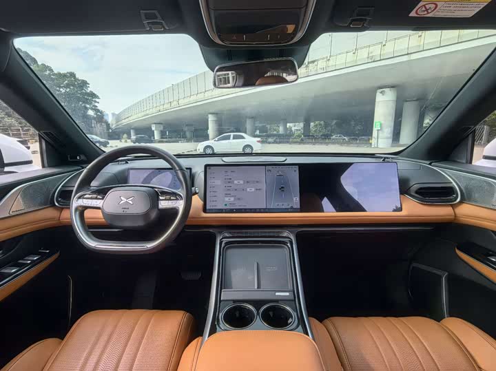 Фото 9 - XPeng G9