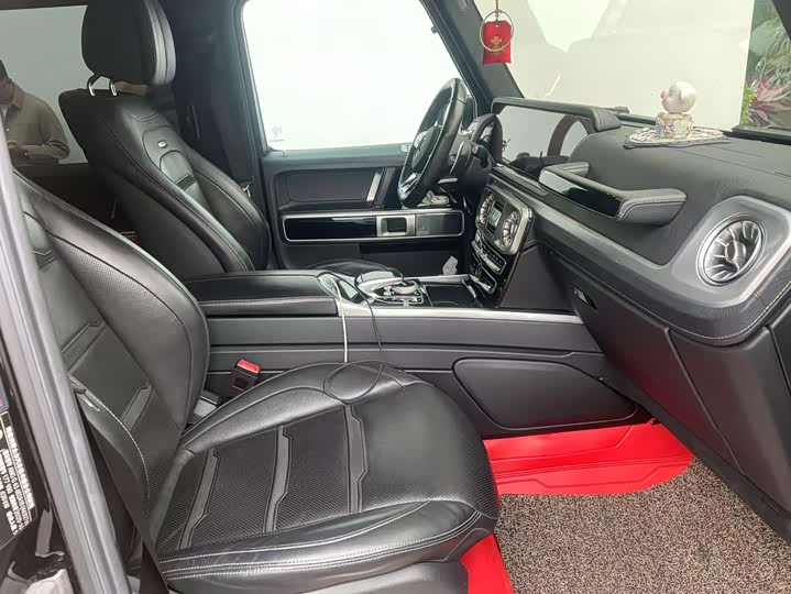 Фото 2 - Mercedes-Benz G-Class AMG