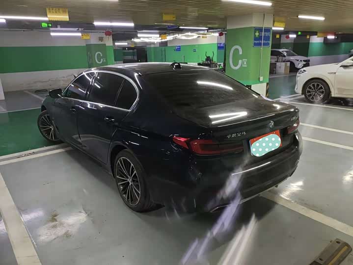 Фото 2 - BMW 5 Series