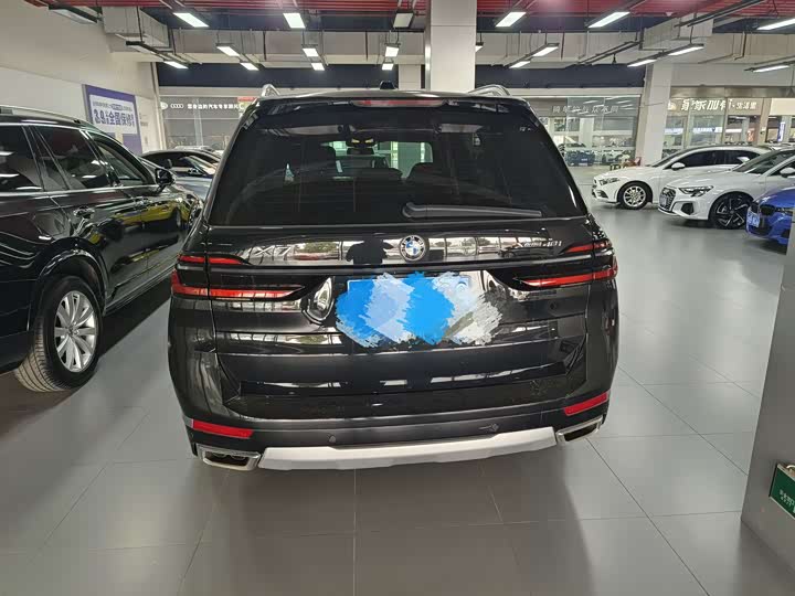 Фото 5 - BMW X7