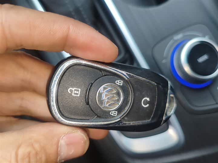 Фото 9 - Buick Velite 6