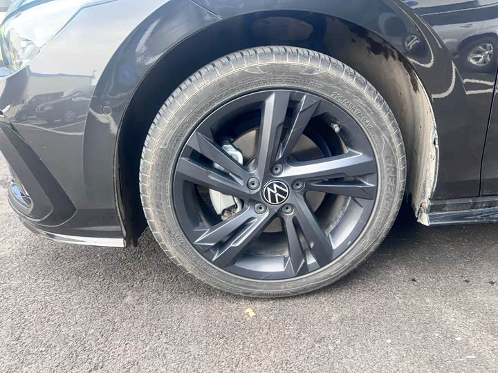 Фото 4 - Volkswagen Golf