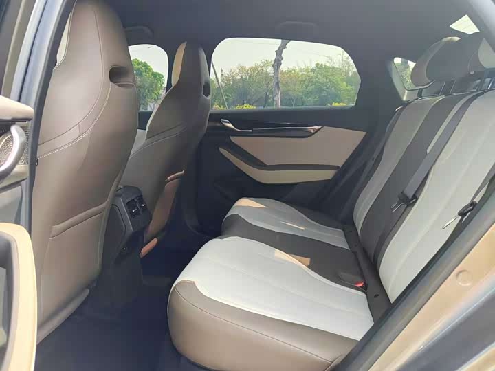 Фото 7 - BYD Qin Plus