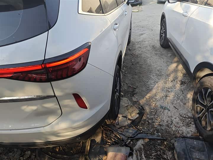 Фото 8 - Haval H6