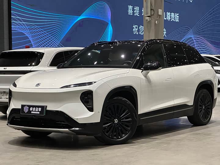 Фото 1 - Nio ES7