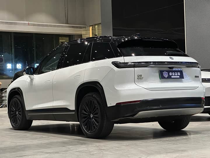 Фото 3 - Nio ES7