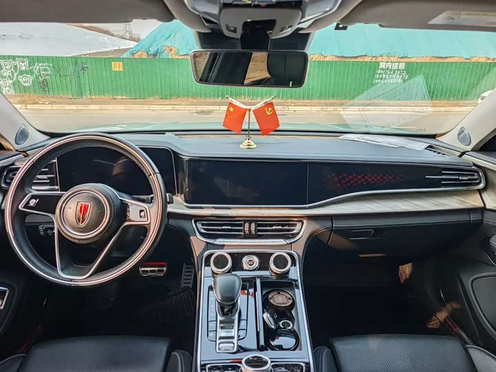 Фото 6 - Hongqi H9