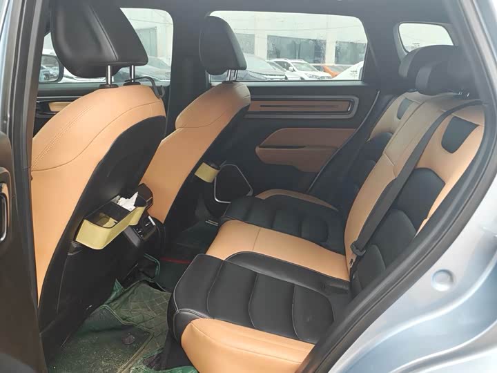 Фото 5 - Geely Icon