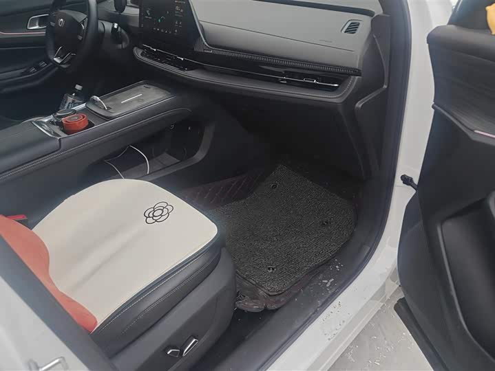 Фото 8 - Changan Qiyuan (Nevo) Q05