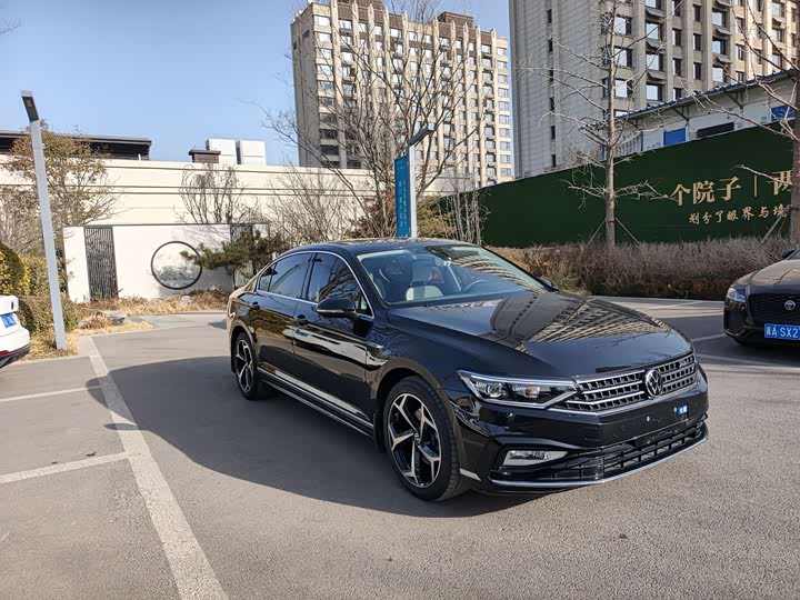 Фото 3 - Volkswagen Magotan