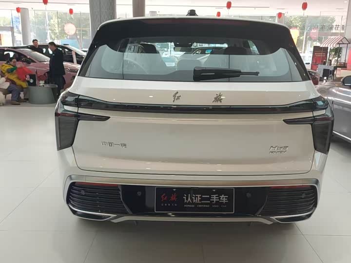 Фото 5 - Hongqi HS3 Hybrid