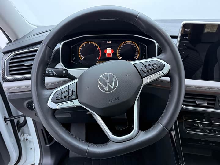 Фото 7 - Volkswagen Tayron