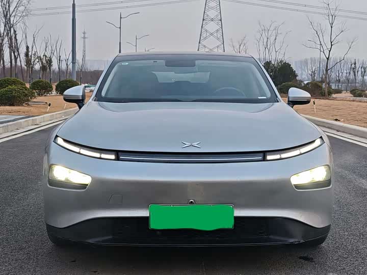 Фото 2 - XPeng P7