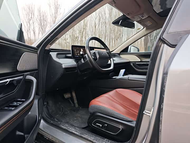 Фото 5 - XPeng P7