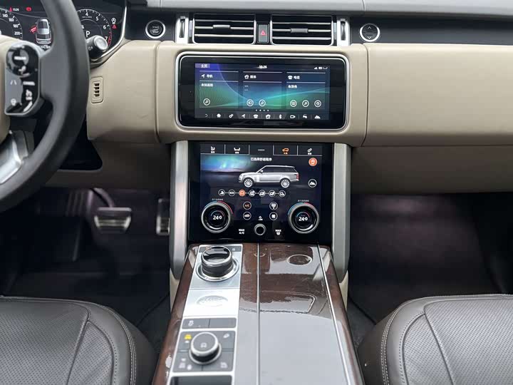 Фото 9 - Land Rover Range Rover