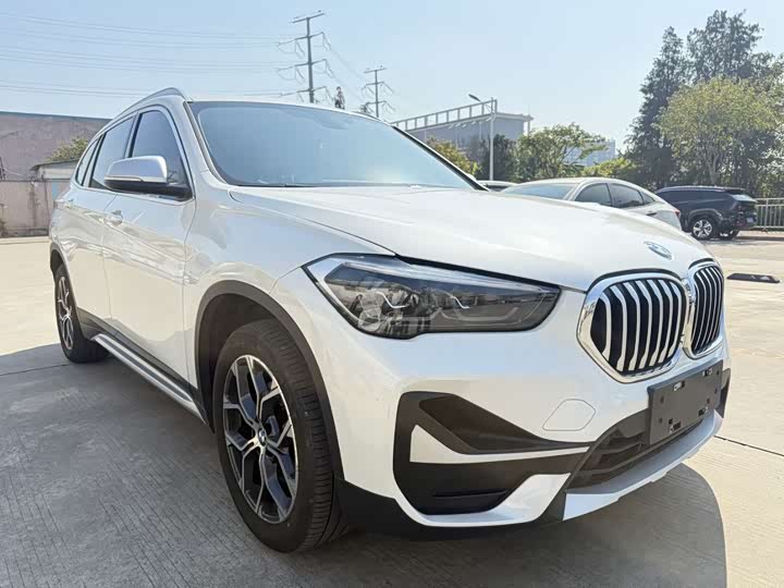 Фото 3 - BMW X1