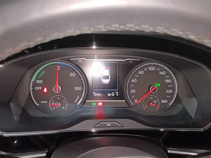 Фото 4 - Volkswagen Passat Hybrid