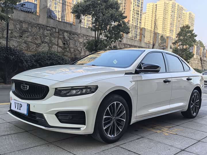 Фото 1 - Geely Preface