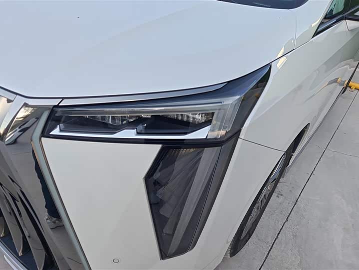 Фото 5 - GAC Trumpchi M8