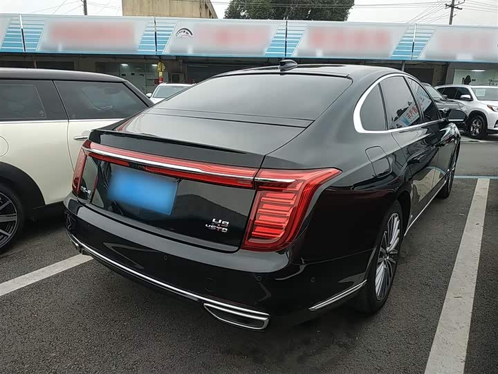 Фото 7 - Hongqi H9